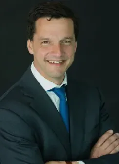 Bob van der Kamp, lawyer