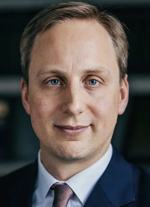 Bastian Ruge, lawyer