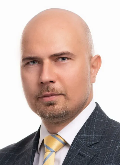 Ondrej Poništiak, lawyer