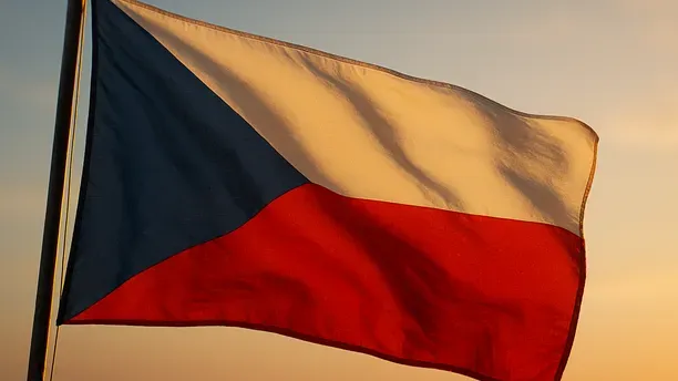 Voluntary Merger Notification vs No Notification in the Czech Republic (2026): When to File, Call‑in Risks and How to Decide
